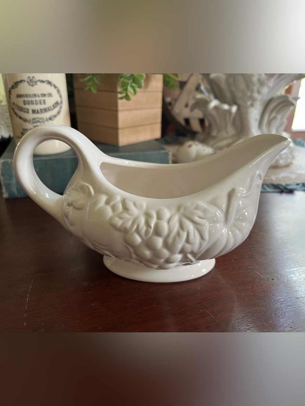 Tabletop Gallery Harvest Gravy Boat - Picture 2 of 12